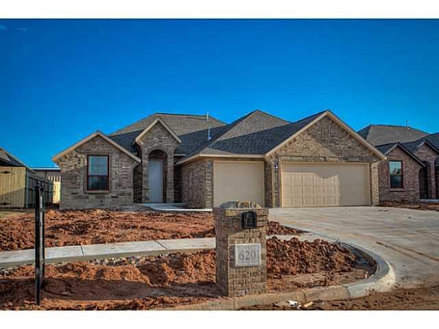 Exterior Front. 3 Bed w/ Study or 4 Bed, 2 Bath ho
