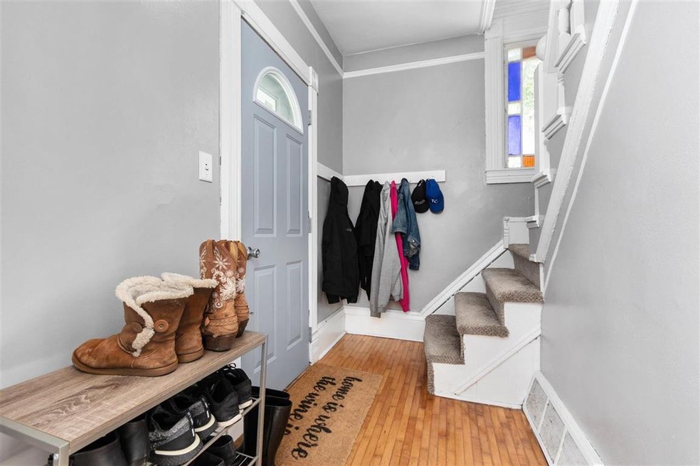 1246 Cedar St, Oshkosh, WI 54901 - photo 1