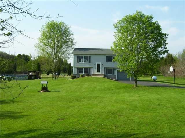 Exterior Front 2984 WILBER RD