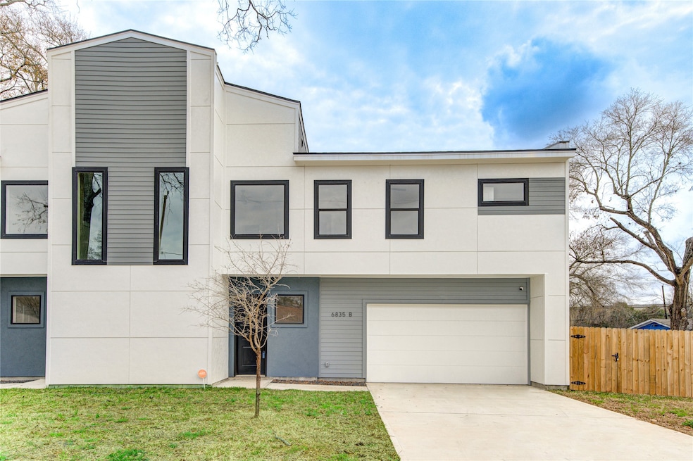 6835 Weston St unit B, Houston, TX 77021 - photo 1