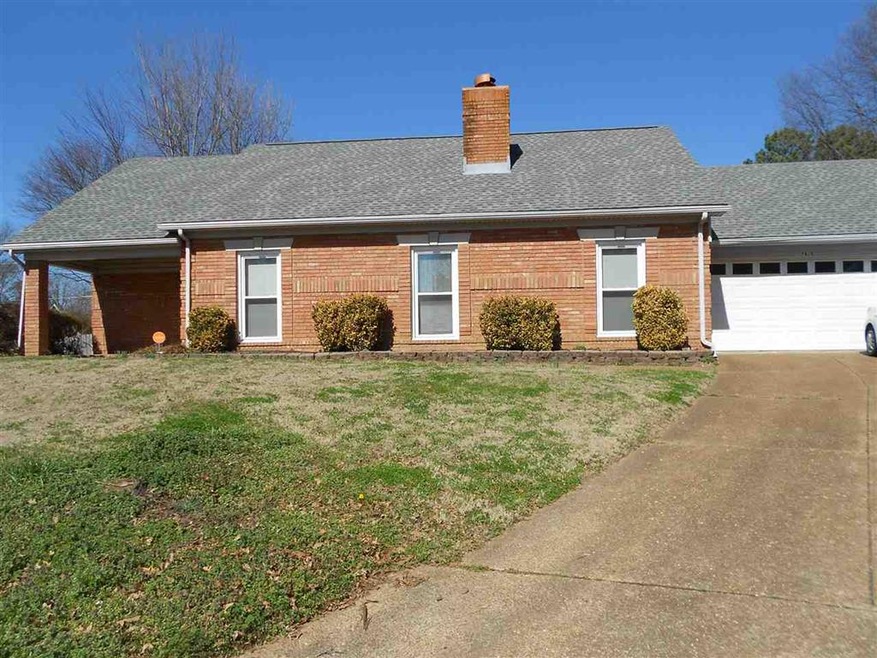 WELCOME TO 7810 DEER RUN COVE! ALL BRICK EXTERIOR 