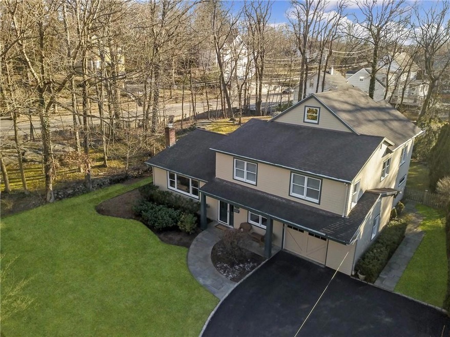 24 Holly Ln, Rye, NY 10580 - photo 1