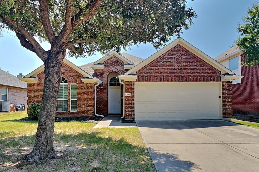 7205 Sunburst Trail, Denton, TX 76210 - photo 1