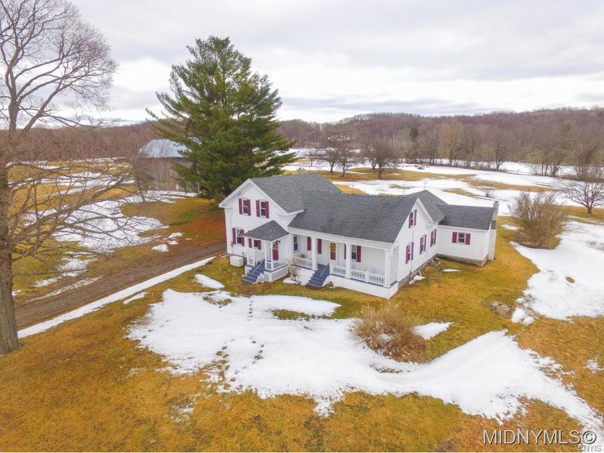 Set on 24 Beautiful Acres