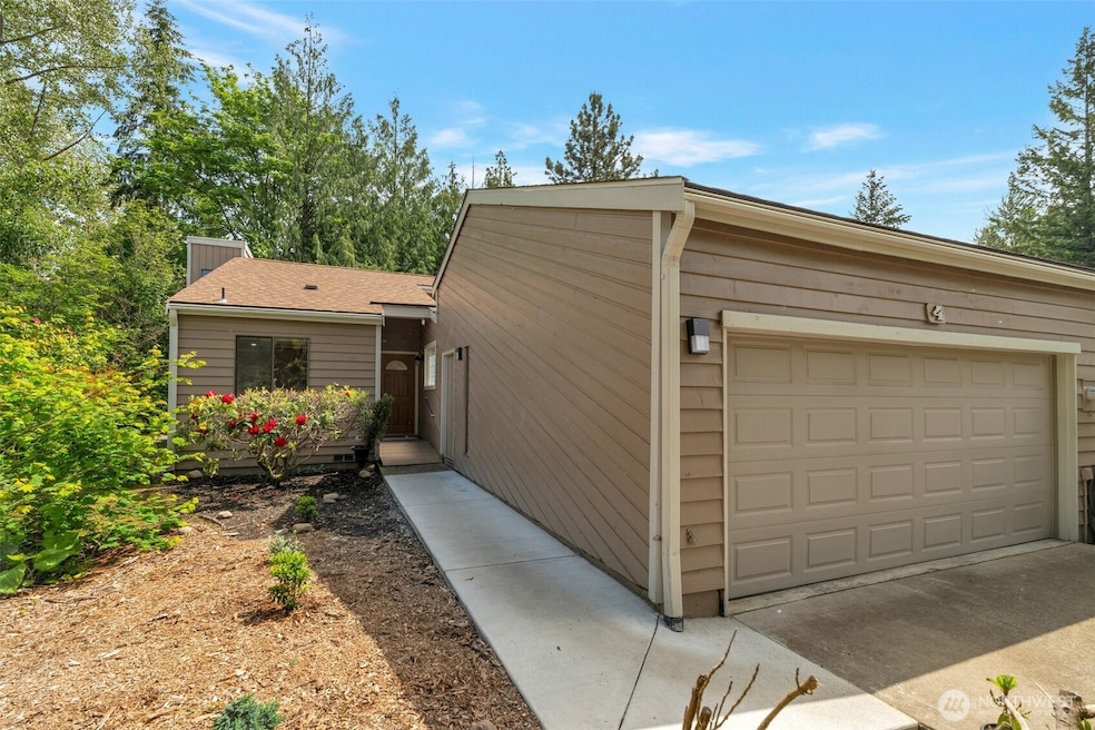 25432 213th Place SE unit 4, Maple Valley, WA 98038 - photo 1