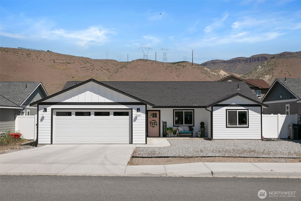 Pending $479,900 • Co-Listing Agent