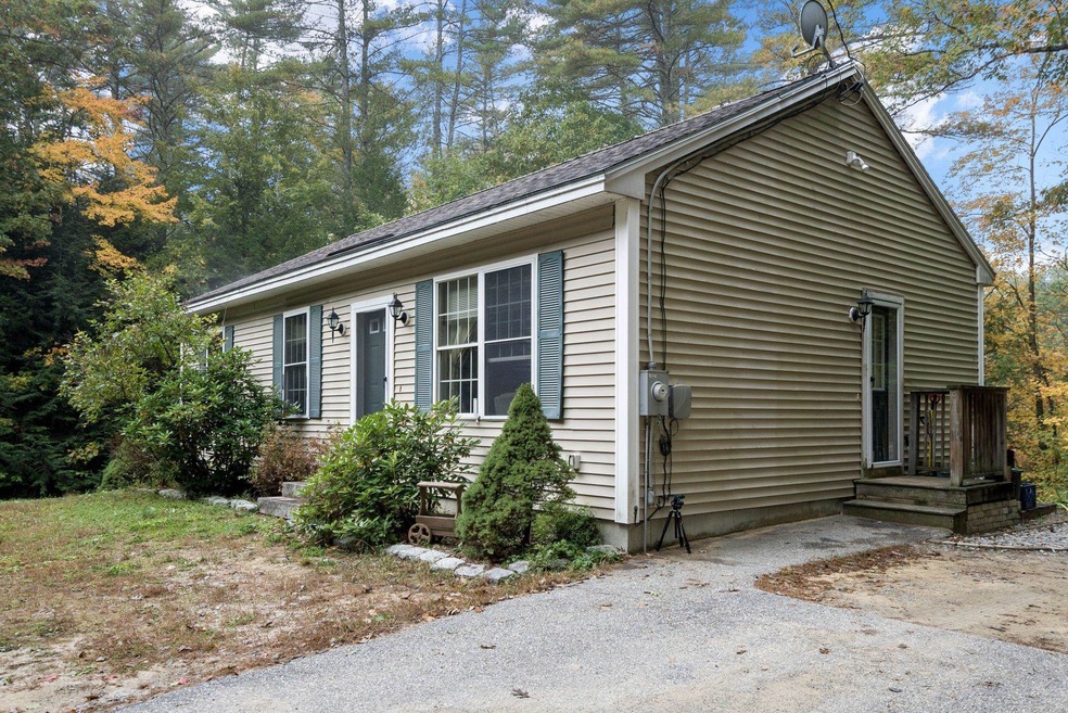 62 New London Dr, Webster, NH 03303 - photo 1