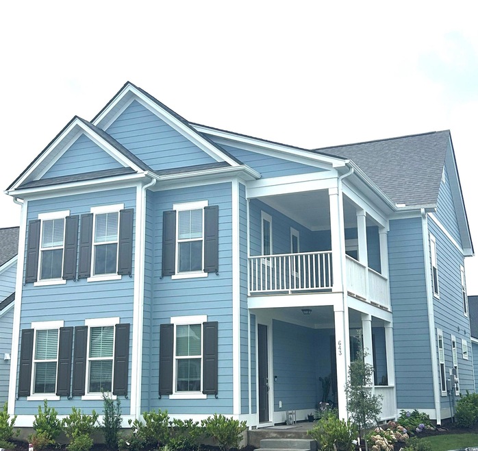 View of front facade featuring a balcony