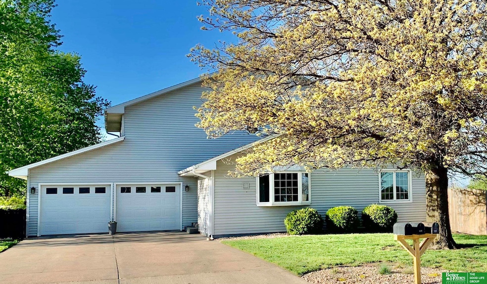 Sold $285,000
