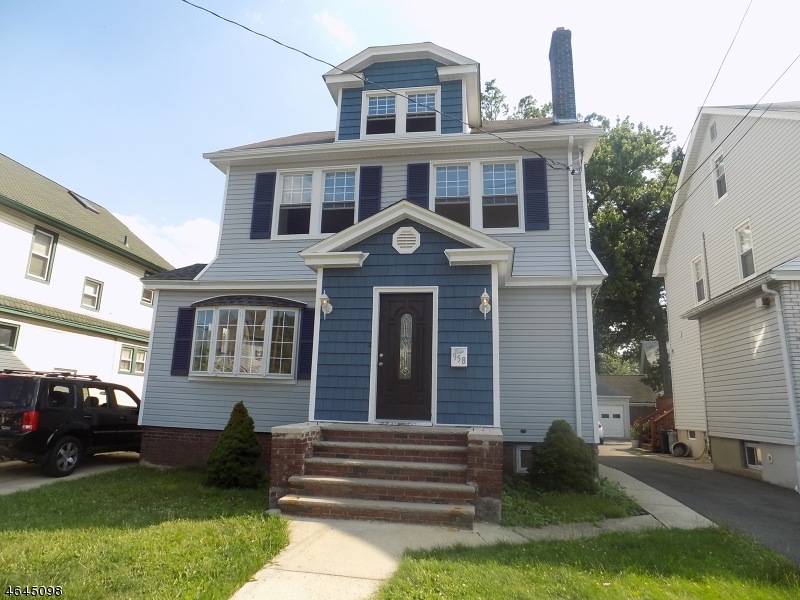 956 Edgewood Rd unit 960, Elizabeth, NJ 07208 - photo 1