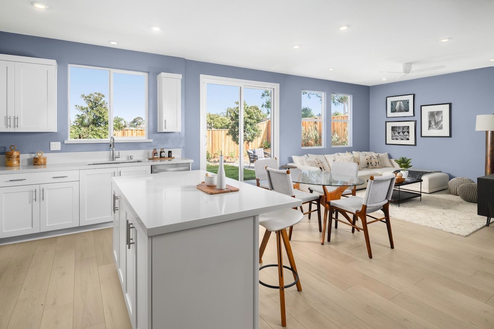 307 Skelly, Hercules, CA 94547 - photo 1