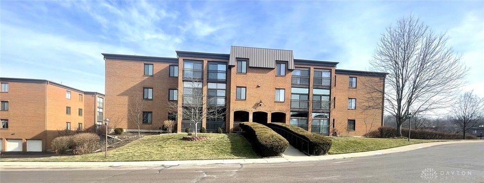 Welcome to 1570 Cedar Bark Tr!