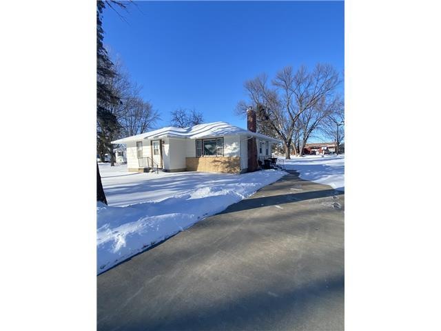 Street view/driveway