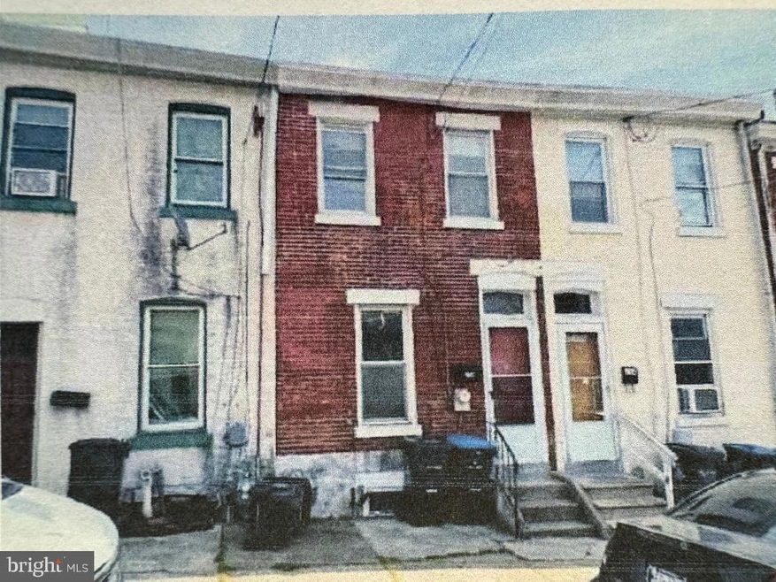 216 Franklin St, Norristown, PA 19401 - photo 1