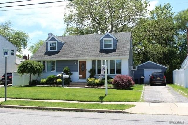 937 Maple Dr, Franklin Square, NY 11010 - photo 1