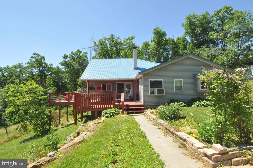 6521 Timber Ridge Rd, Berkeley Springs, WV 25411 - photo 1