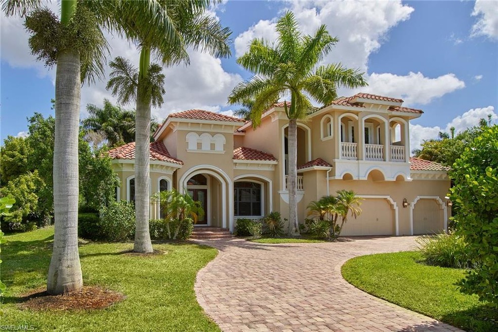 701 Park Shore Dr, Naples, FL 34103 - photo 1