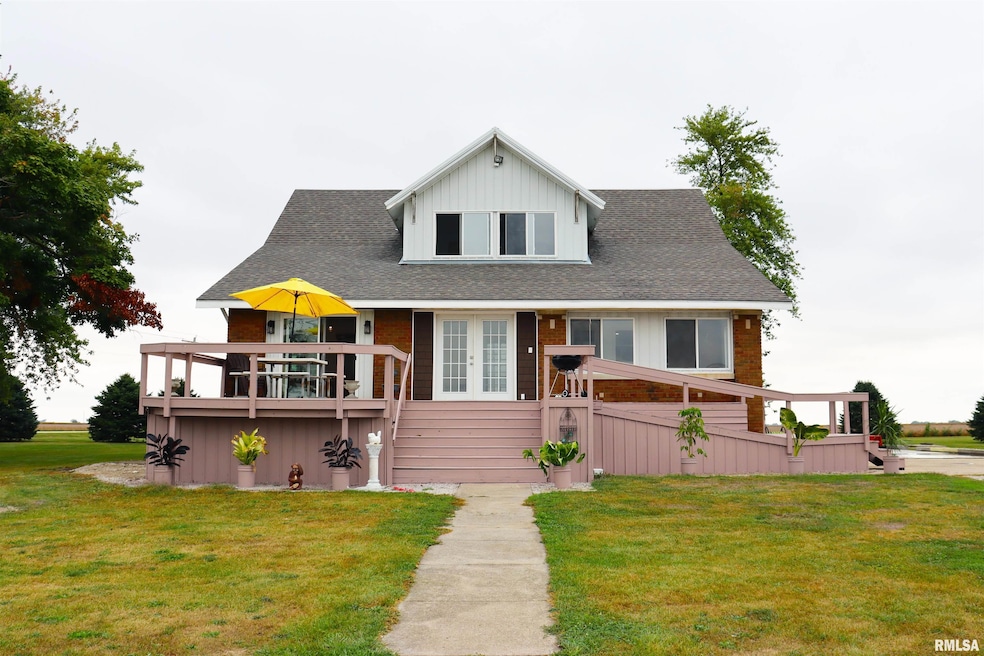 10788 N 1000 Rd E, Chenoa, IL 61726 - photo 1