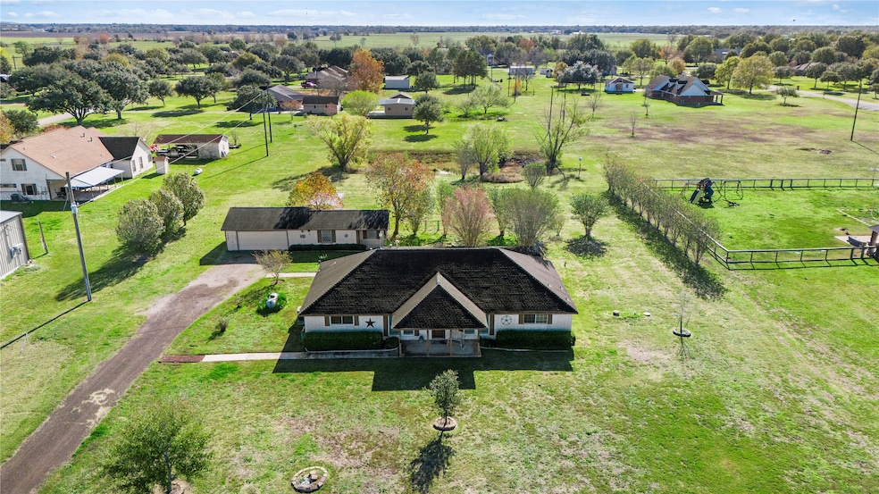 8623 Williams School Rd, Needville, TX 77461 - photo 1