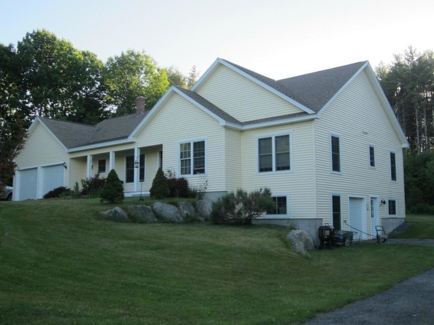 Nicely landscaped yard.