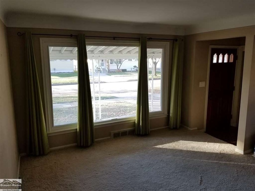 29920 Rosemont St, Roseville, MI 48066 - photo 1