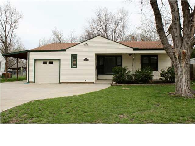 WELCOME TO 2340 S. POPLAR CIR