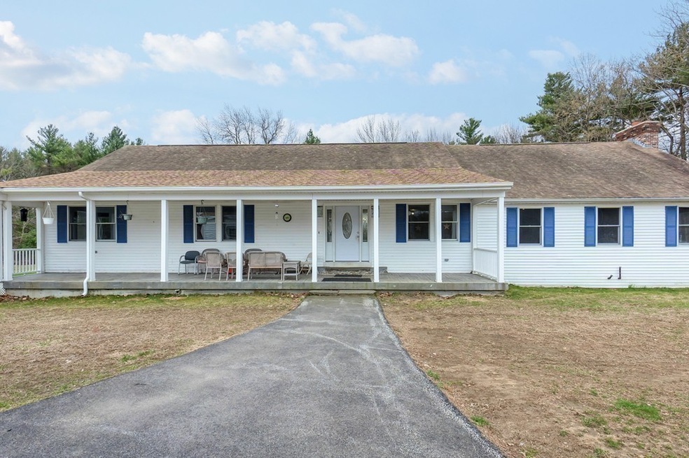 112 Number 6 Schoolhouse Rd, Charlton, MA 01507 - photo 1