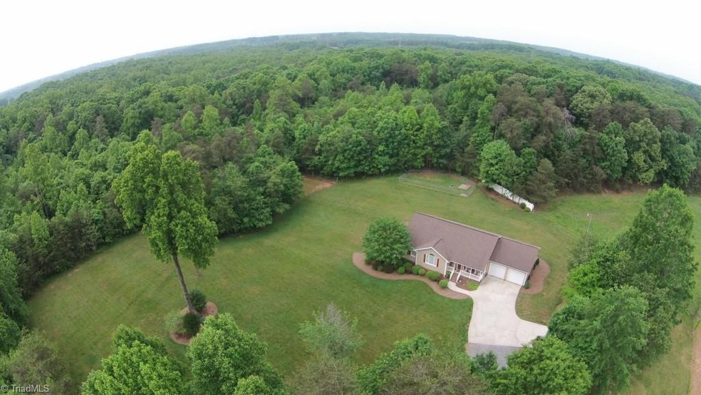 663 Midway Rd, Statesville, NC 28625 - photo 1