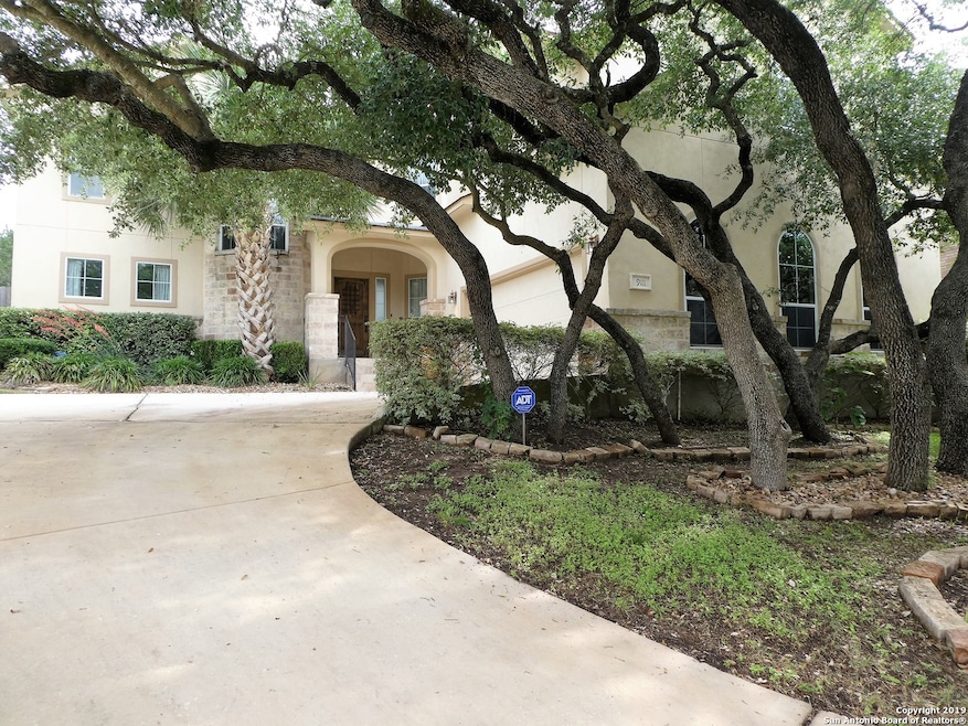 9111 Arroyo Hondo, Helotes, TX 78023 - photo 1