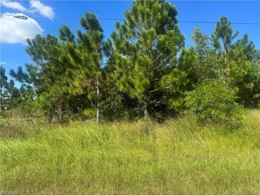 Front view of property