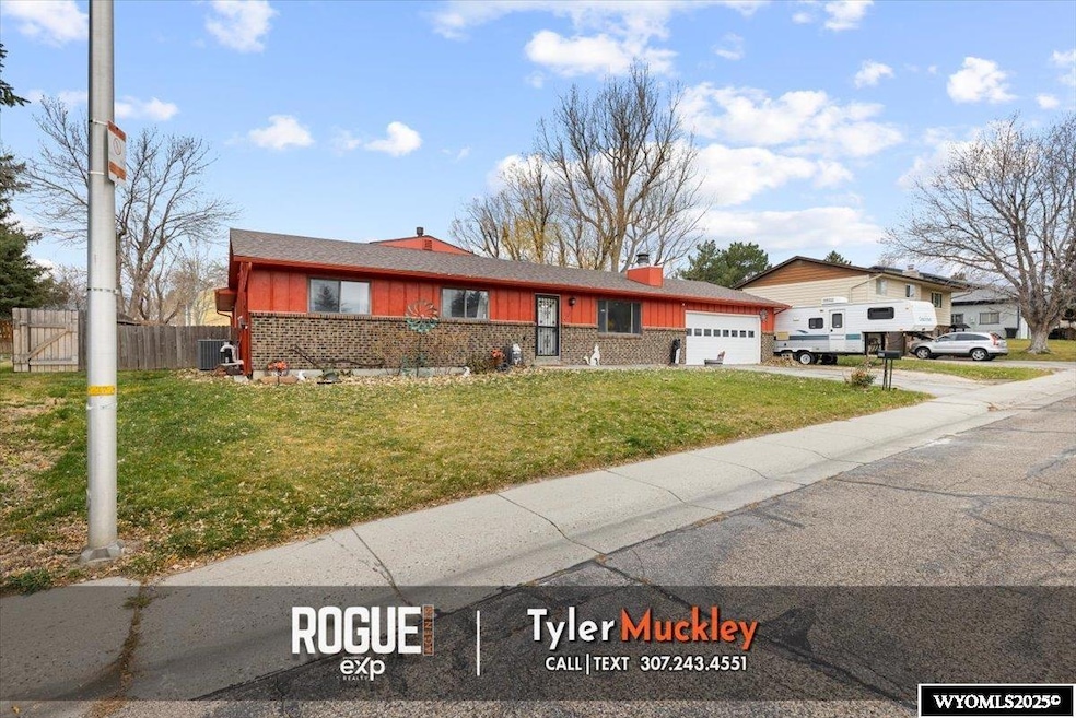 4011 Gannett St, Casper, WY 82609 - photo 1