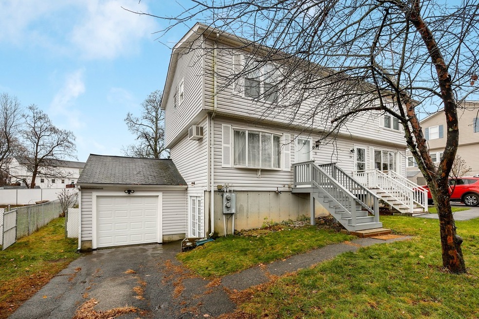 31 Taylor St, Haverhill, MA 01832 - photo 1