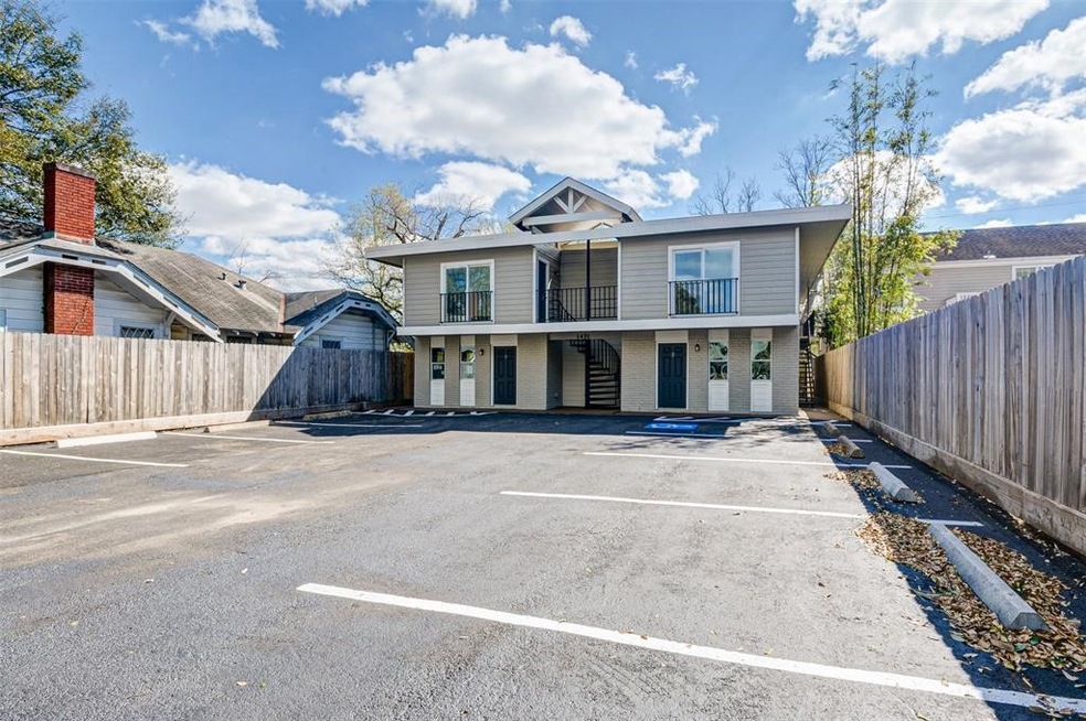 1421 Marshall St unit 4, Houston, TX 77006 - photo 1