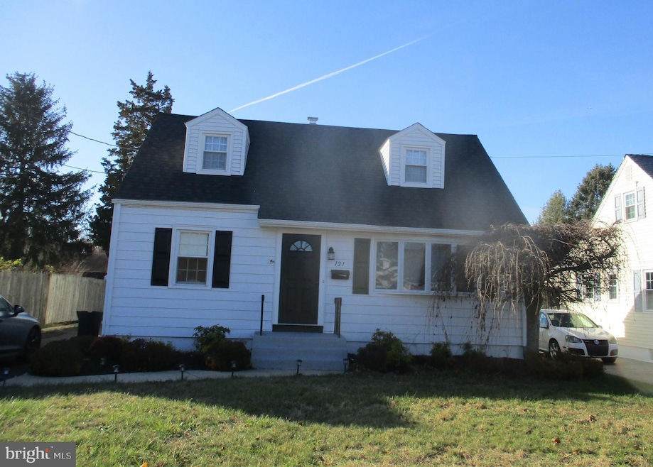 121 Hoover Ave, Trenton, NJ 08619 - photo 1