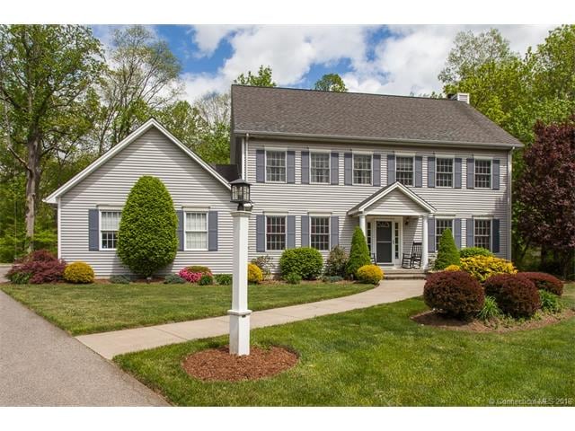 460 Cart Ln, Orange, CT 06477 - photo 1