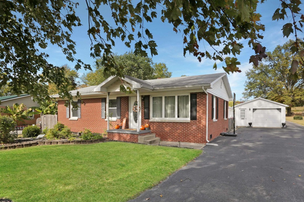 122 Olive Dr, Princeton, IN 47670 - photo 1