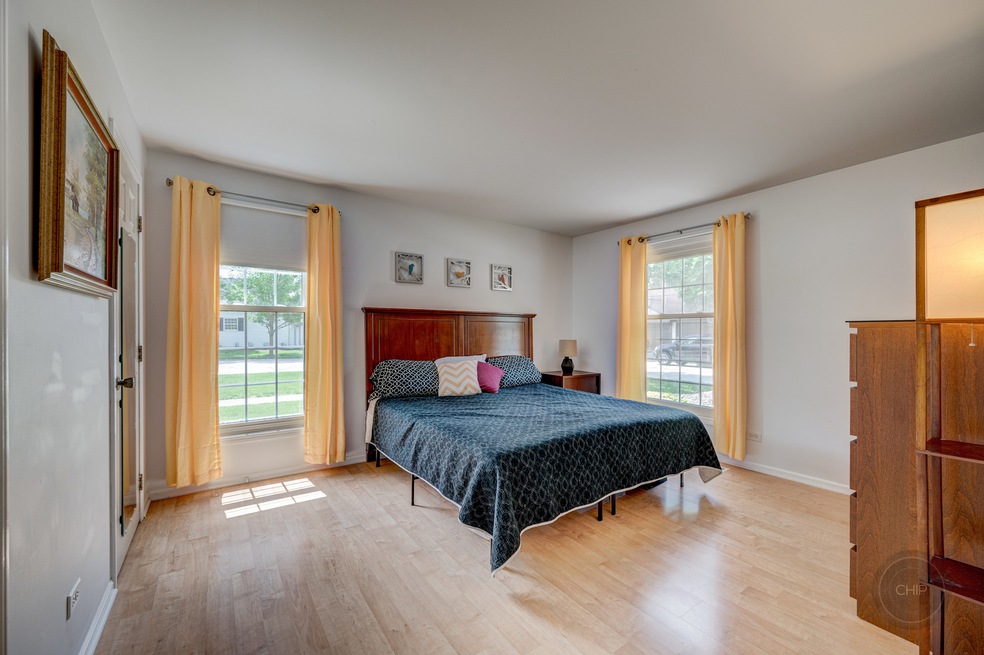 2110 Lancaster Cir unit 102B, Naperville, IL 60565 - photo 1