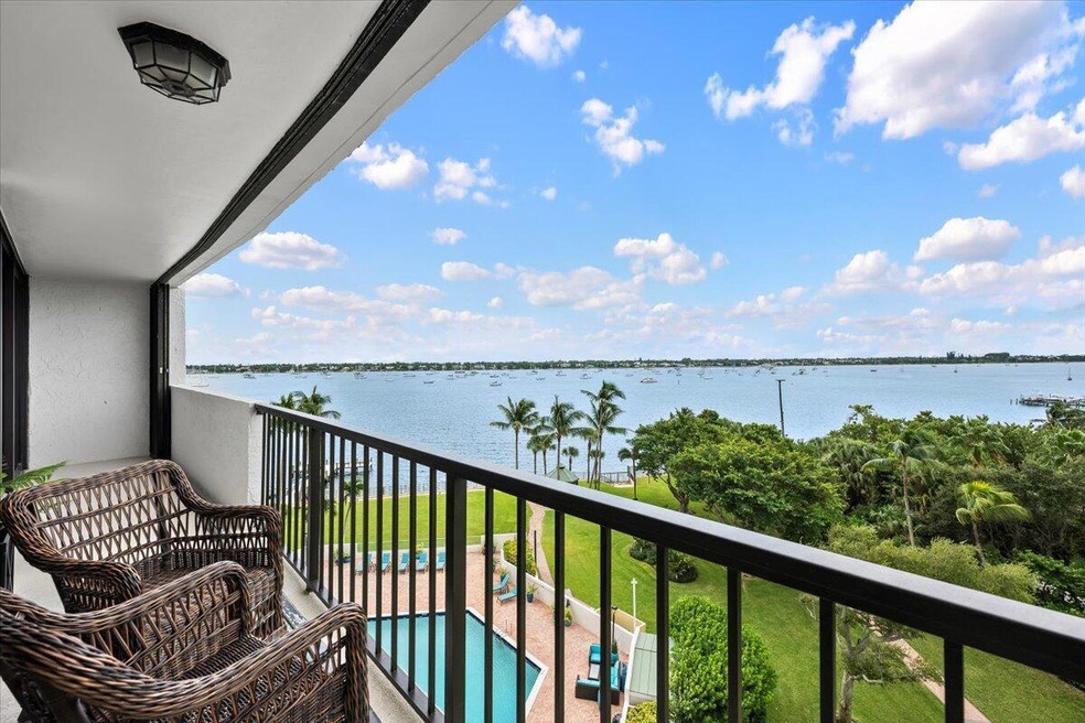 Placido Mar Condominiums unit 7050, West Palm Beach, FL 33407 - photo 1