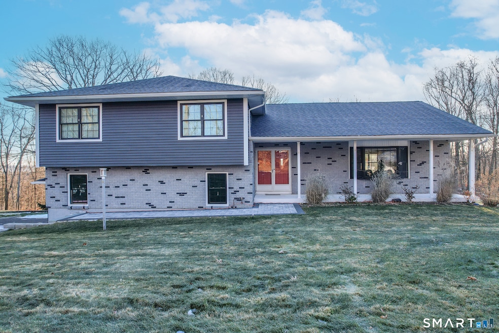 237 Concord Dr, Watertown, CT 06795 - photo 1