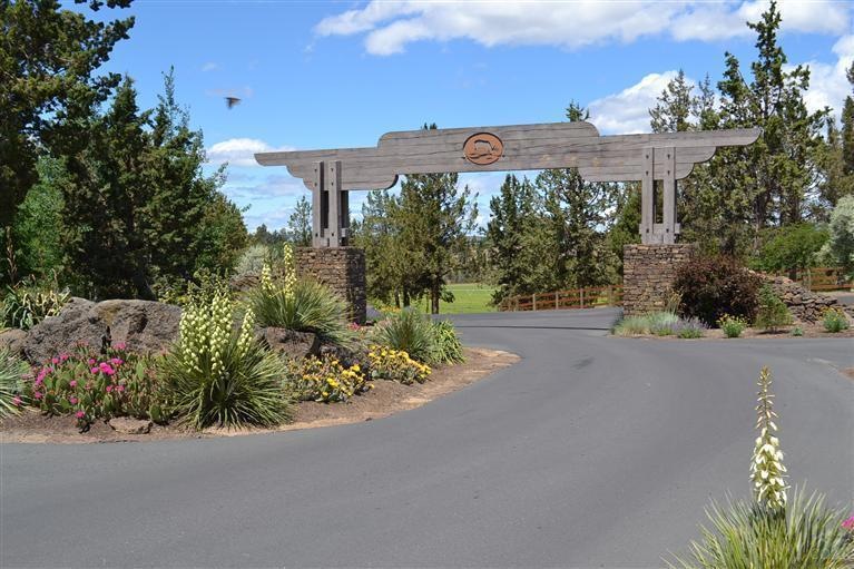 20345 Arrowhead Dr, Bend, OR 97701 - photo 1