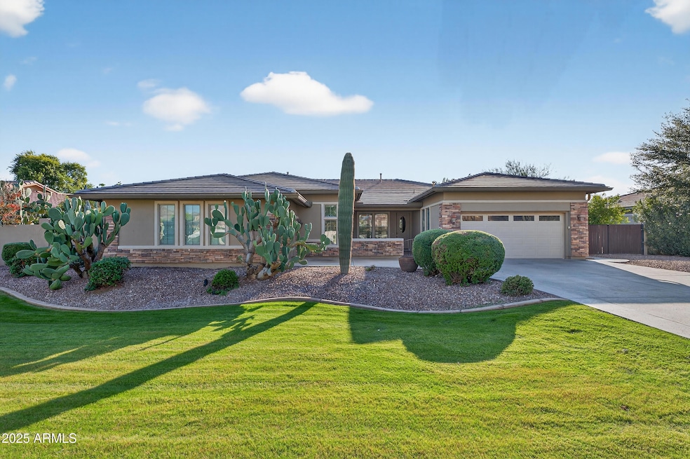 733 E Fieldstone Place, Chandler, AZ 85249 - photo 1