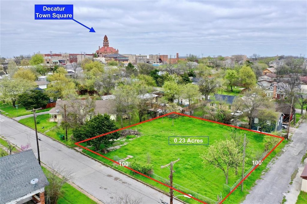 303 S Lane St, Decatur, TX 76234 - photo 1