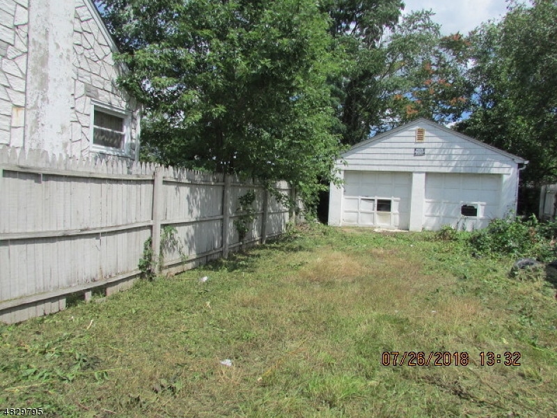 16 John St, Carteret, NJ 07008 - photo 1