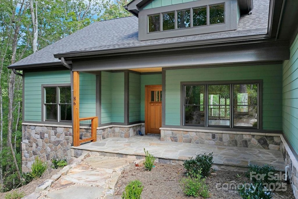 For Sale $925,000 • Co-Listing Agent