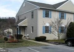 509 Maplewood Ave, Mohnton, PA 19540 - photo 1