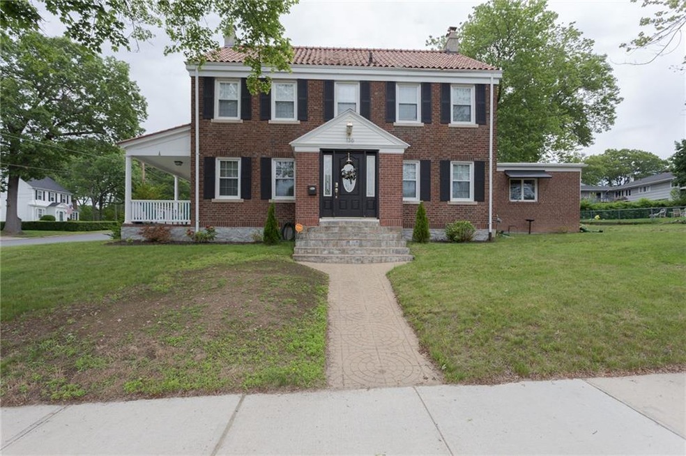 136 Collins St, Waterbury, CT 06704 - photo 1