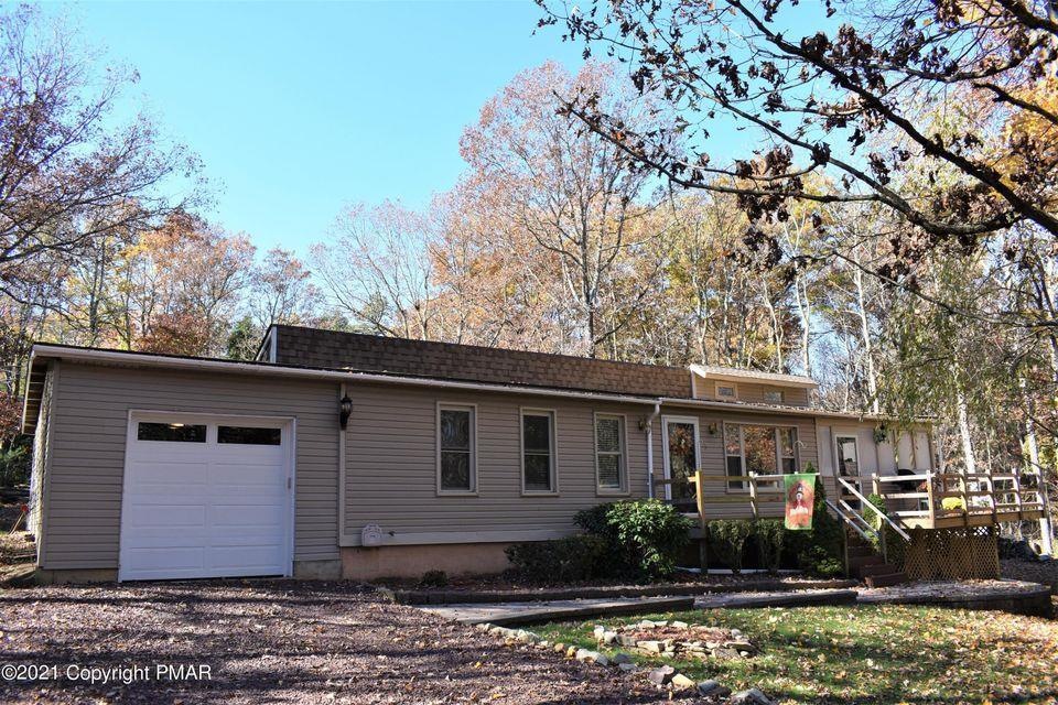 297 Mountain View, Jim Thorpe, PA 18229 - photo 1