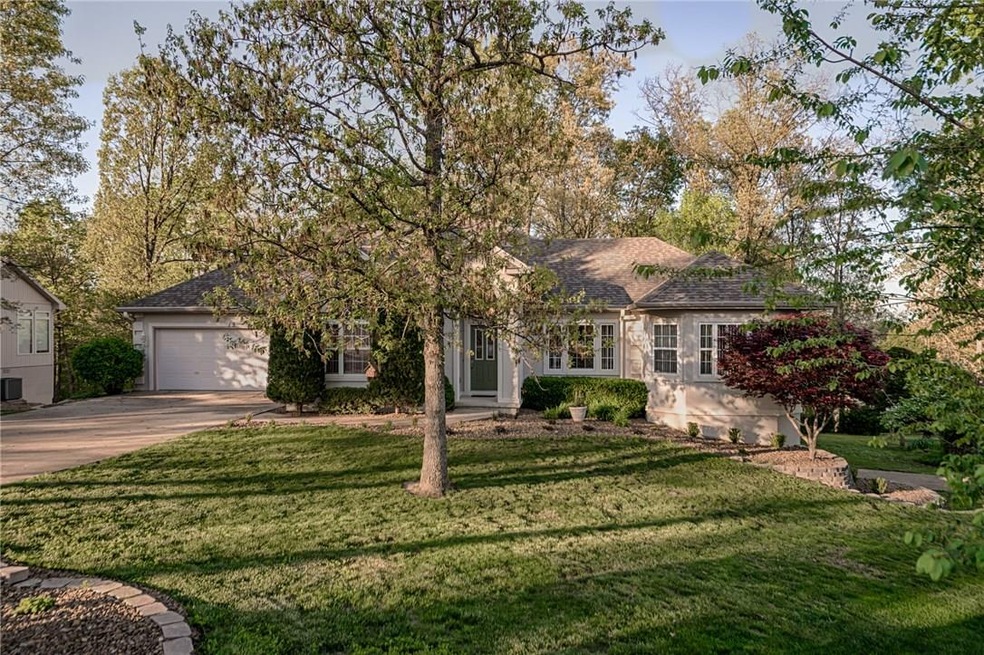 15 Milford Ln, Bella Vista, AR 72715 - photo 1