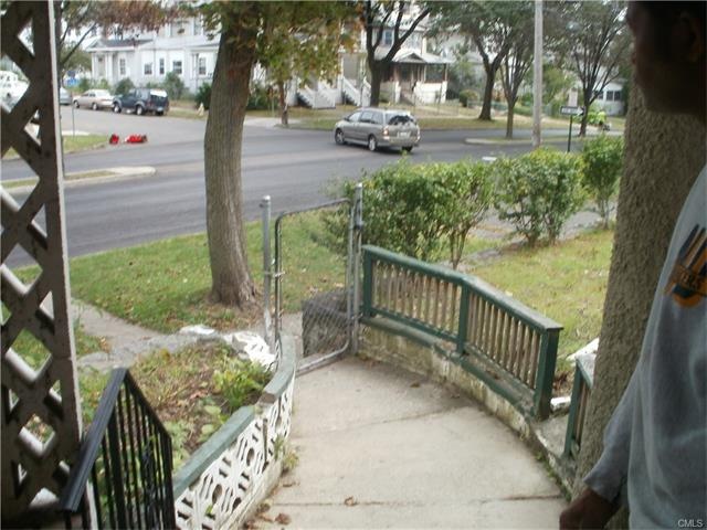 1515 Park Ave unit 1, Bridgeport, CT 06604 - photo 1