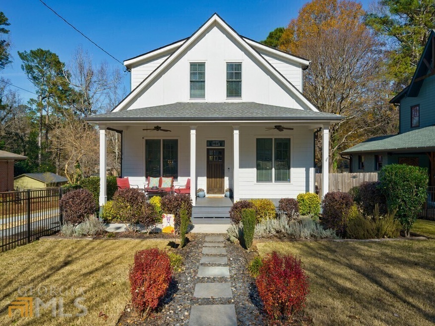 Welcome to 1283 Fenway Circle!